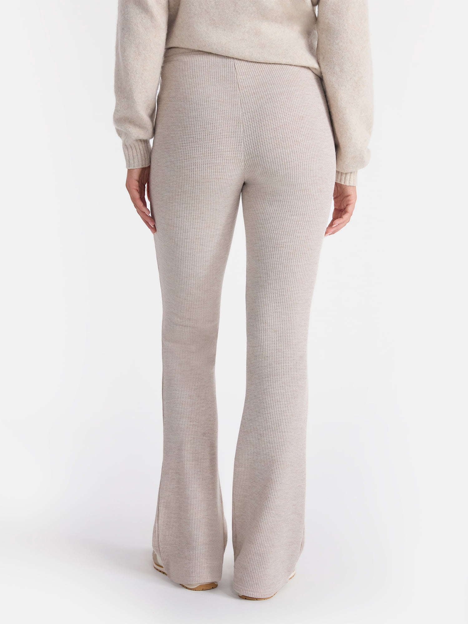 No Boundaries Brushed Back Waffle Knit Mini Bootcut Leggings, 32'' Inseam, Women’s