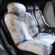 thumbnail image 2 of Funda de asiento de felpa, cálida y esponjosa, universal, para coche y camión. Blanco Gris, 2 of 5