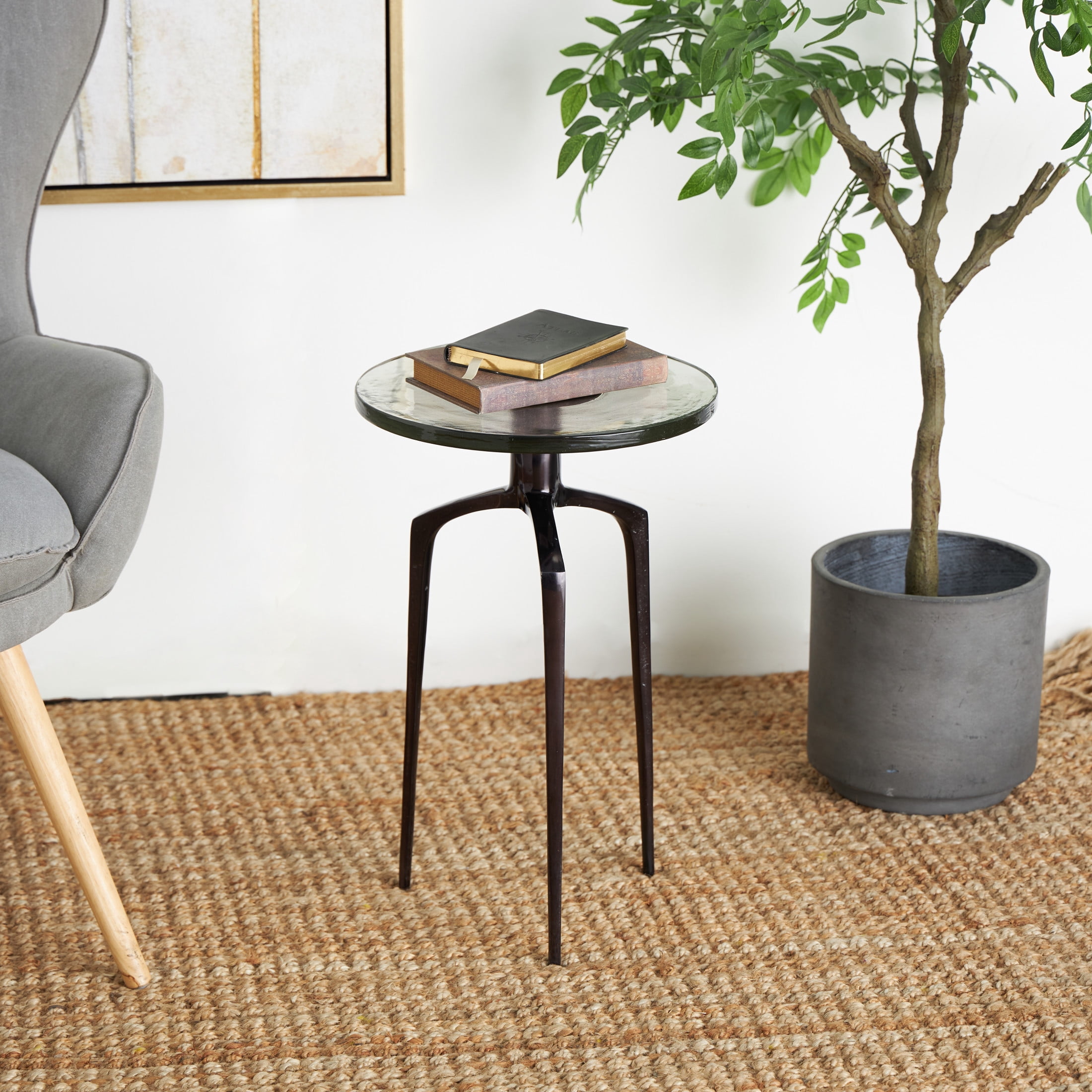 DecMode 13" x 22" Black Aluminum Metal Small Tripod Accent Table with Textured Glass Tabletop, 1-Piece