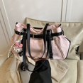 thumbnail image 4 of Bolso de viaje coreano dulce y moderno de nicho popular de este año para mujer, bolso de yoga para fitness de gran capacidad, bolso de hombro sencillo para viajes diarios., 4 of 5