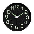 thumbnail image 2 of Reloj que brilla en la oscuridad, silencioso, sin tictac, con números y manecillas luminosos. Estilo A, 2 of 9