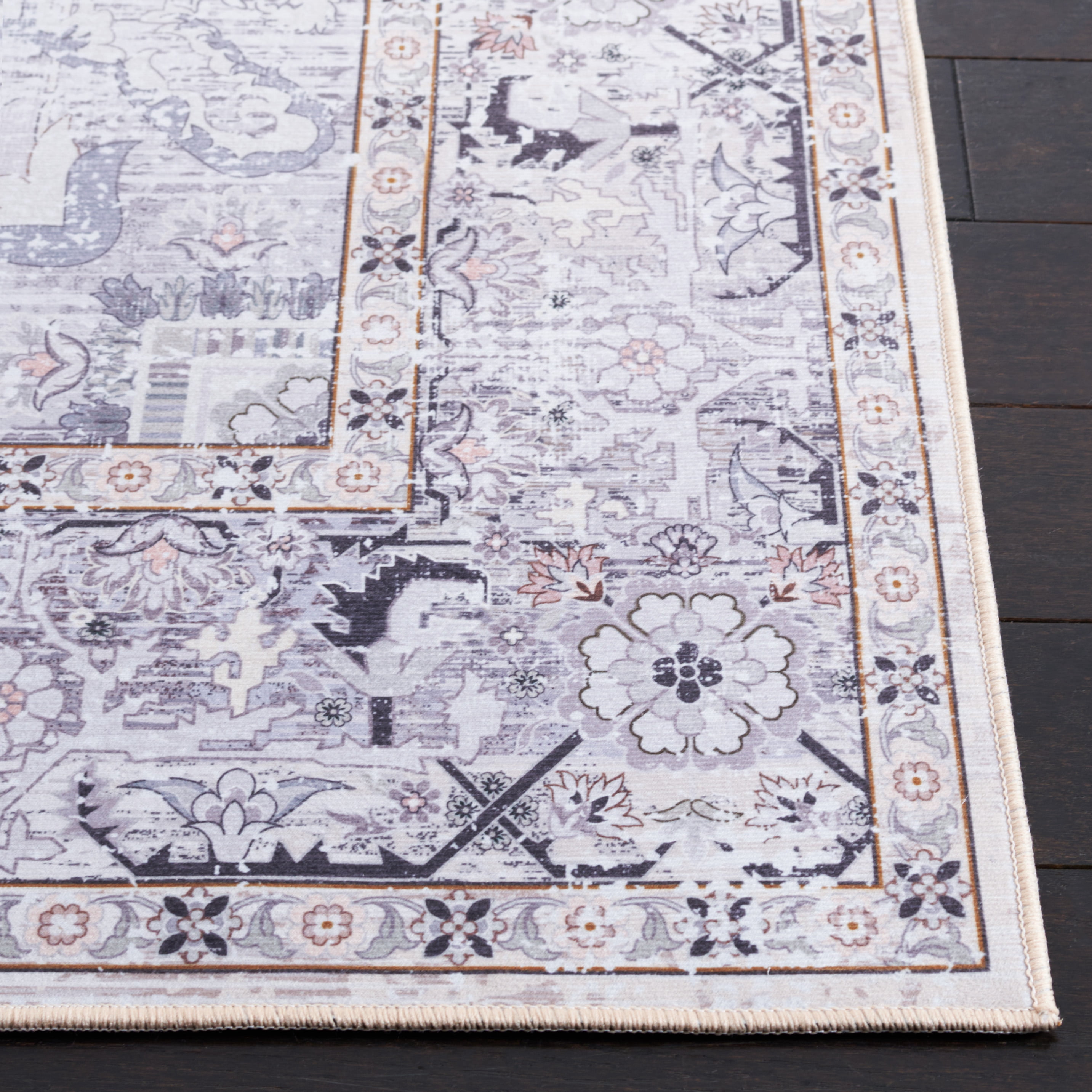 SAFAVIEH Tucson Beulah Traditional Machine Washable Area Rug, 5' x 8', Beige/Grey