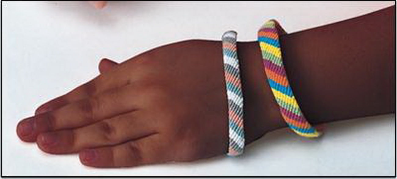 (Price/per pack)Friendship Bracelets Craft Kit