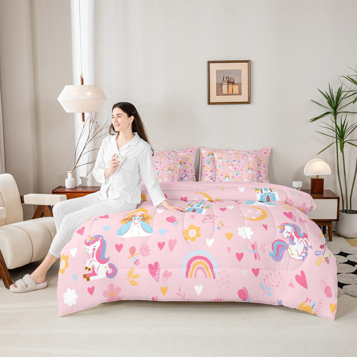 Disney's Minnie Mouse Twin Bedding Set with Rainbow Unicorn Dreams