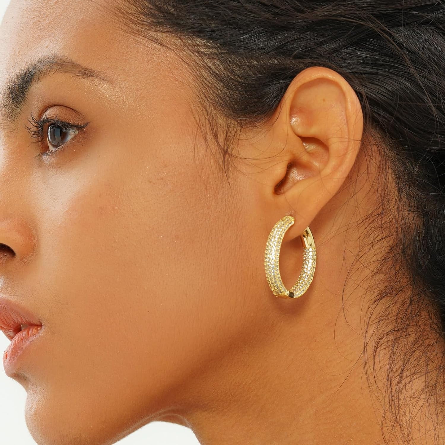 Leander Iced Out Hoop Earrings Cubic Zirconia Huggie Cartilage Cuff Hypoallergenic 14K Gold Plated Luxury Fashion Round Circle Earrings For Men Women