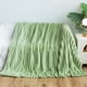 thumbnail image 1 of Manta Ligera, Acogedora y Cálida a Cuadros | 100 X 150 Cm, Suave Franela Polar | Manta para Sofá Cama para Mujer, Ideal para Todas Las Estaciones | Opciones En Beige, Verde, Gris y Rosa, 1 of 6