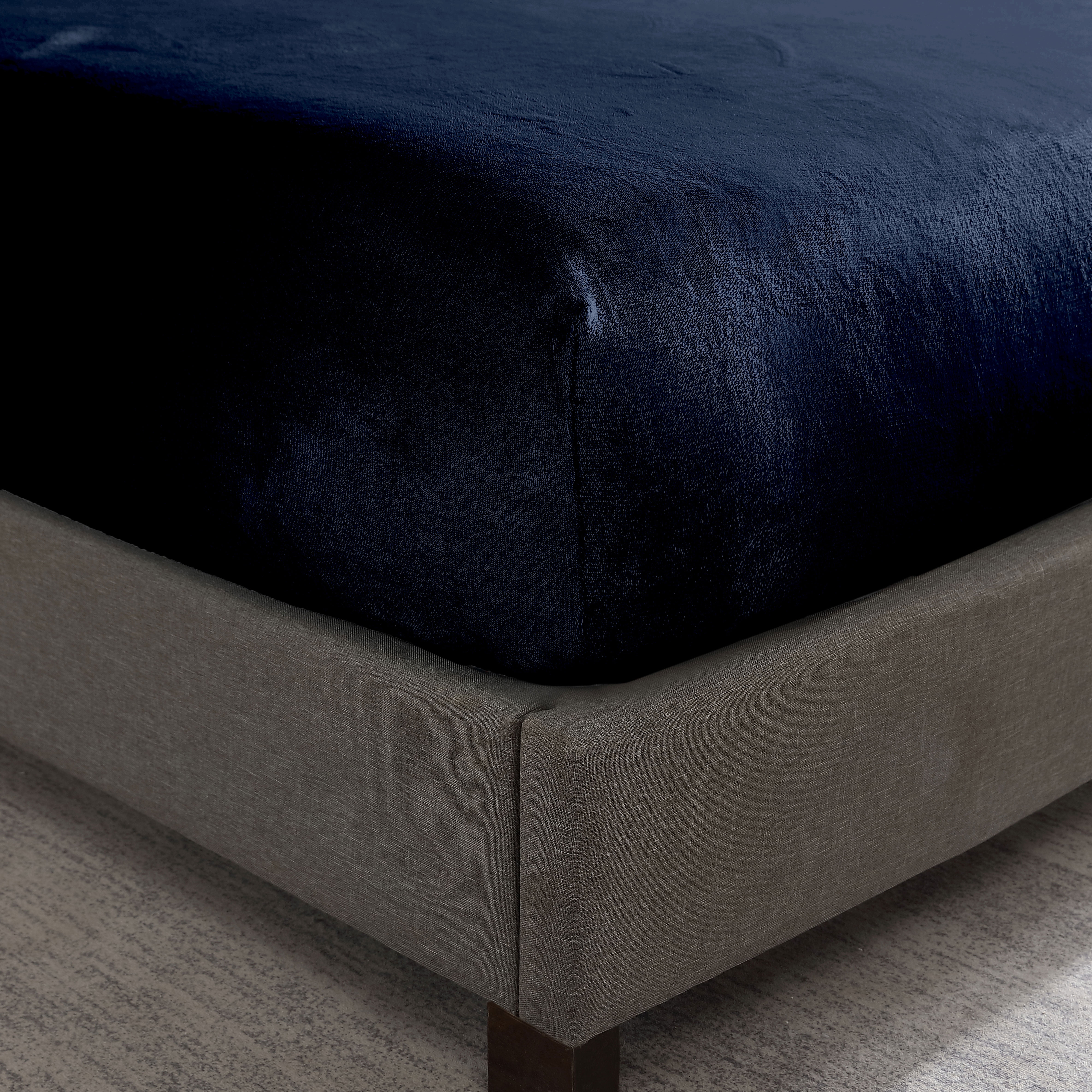 Swift Home Luxury 1 Piece Flannel Plush Fur Fitted Sheet, Ultra-Soft, Deep Pocket Fit, All Season Warmth, Double Size, Navy