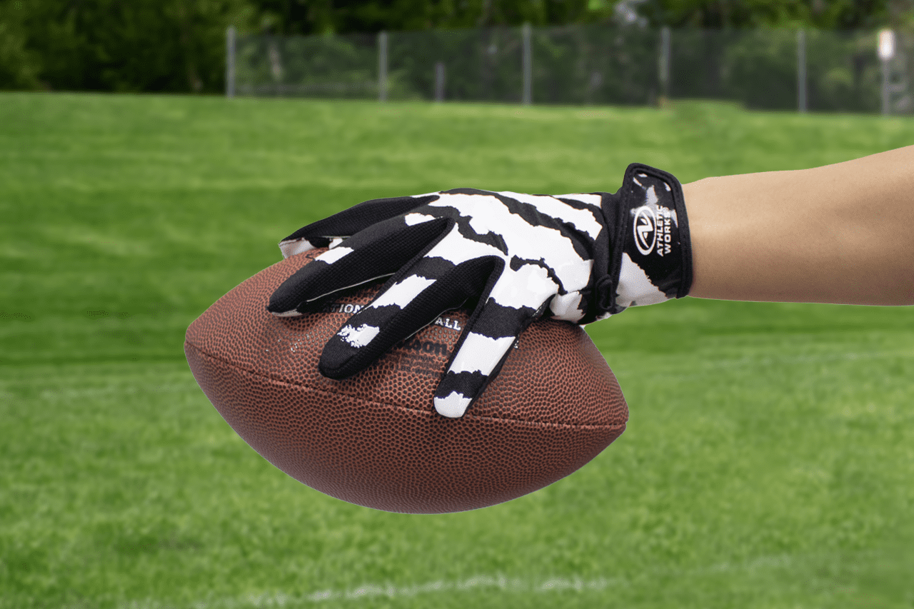 Athletic Works Football Sticky Receiver Gloves with Silicone Grip, Adult Small / Large