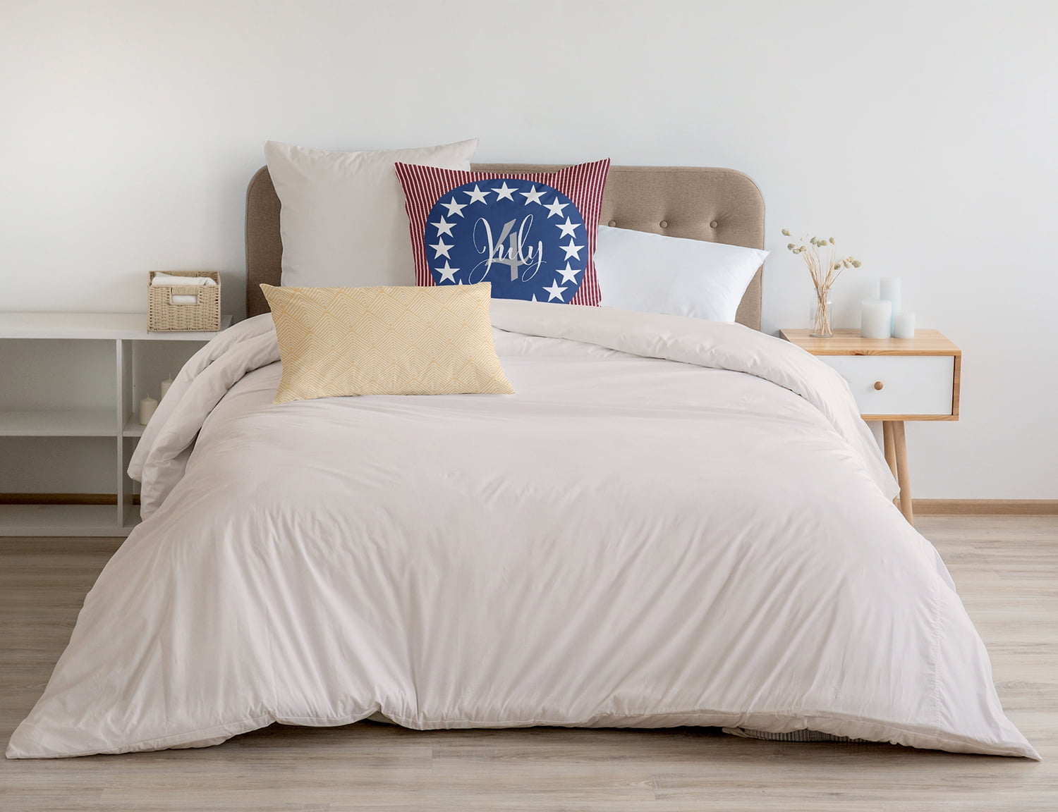 20" x 20" Simply Daisy July Four Poly Pillow with Zipper, Nautical Navy Qty 1