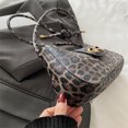 thumbnail image 4 of Bolso Embrague Pequeño Axila Y2k Mujer Leopardo Cuero Vintage Con, 4 of 9