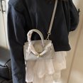 thumbnail image 4 of Bolso pequeño y elegante de alta gama 2025, nuevo bolso de mujer, popular y versátil, bolso bandolera de moda y moderno., 4 of 5