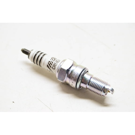 splendor plus spark plug