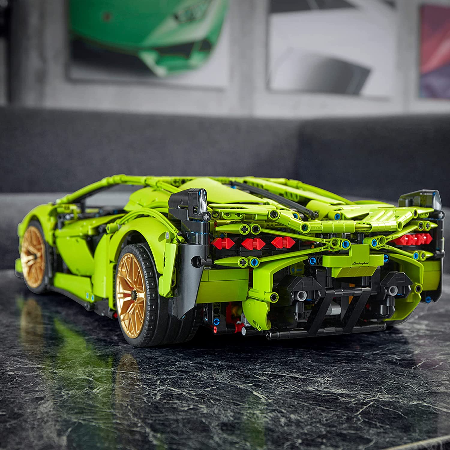 LEGO Technic Lamborghini Sian - image 3 of 7