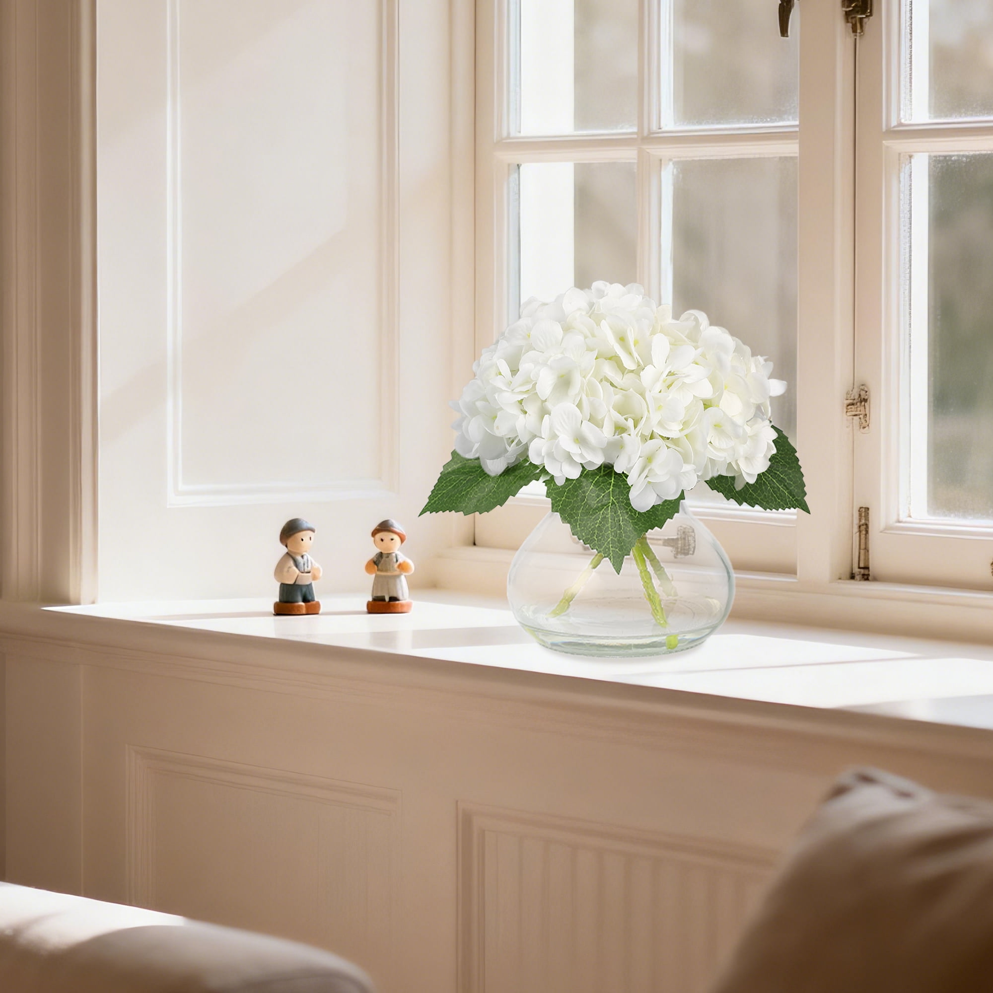 Artificial Flowers Silk Hydrangeas in Vase - Fake Flower Arrangement with Faux Water for Home Wedding