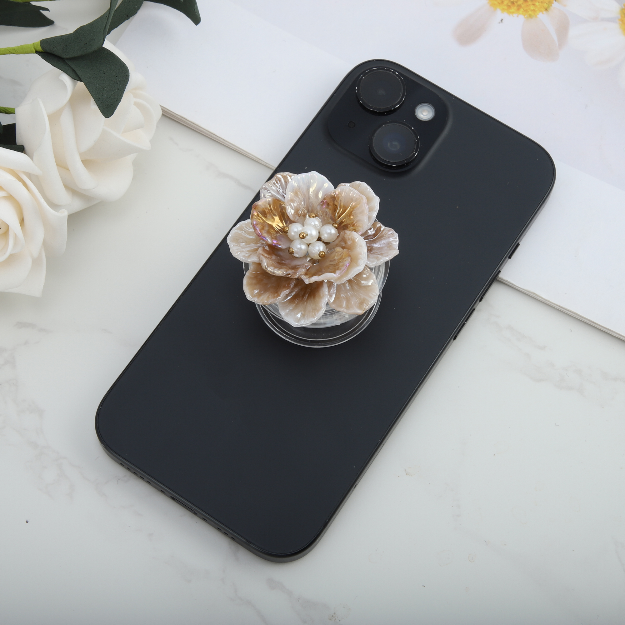 Unique Bargains Shell Flower Phone Grip 1 Pc Brown White