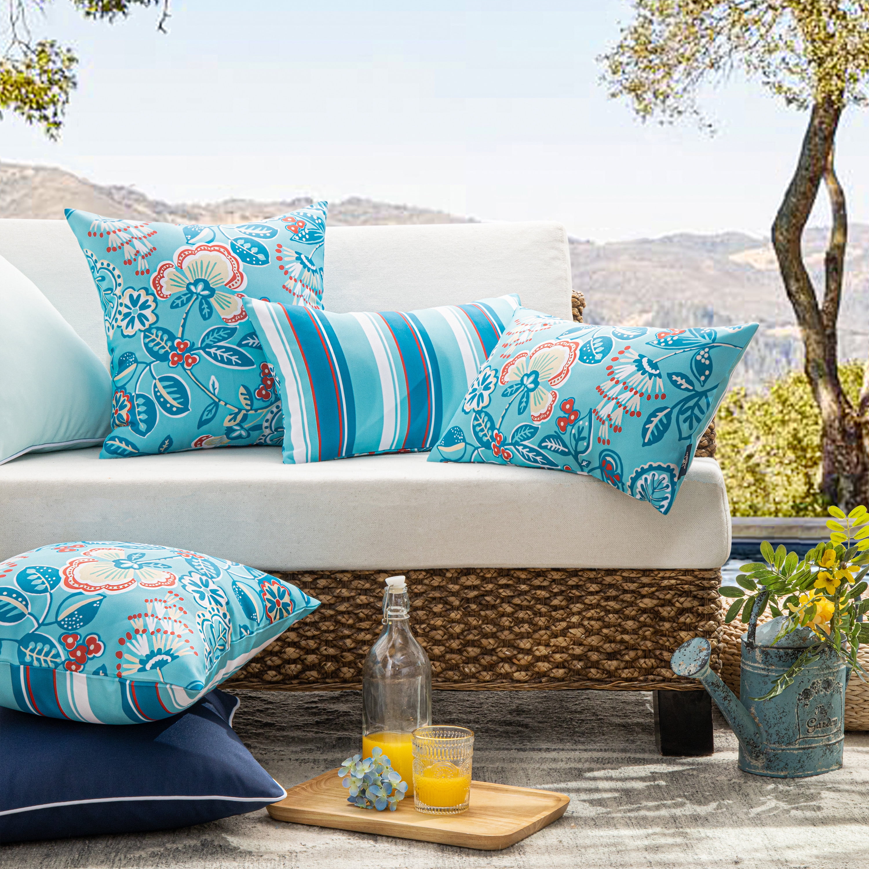 Phantoscope Outdoor Waterproof Floral Printed Decorative Throw Pillow for Patio Garden, Turquoise 20x20 Inch, Pack of 2