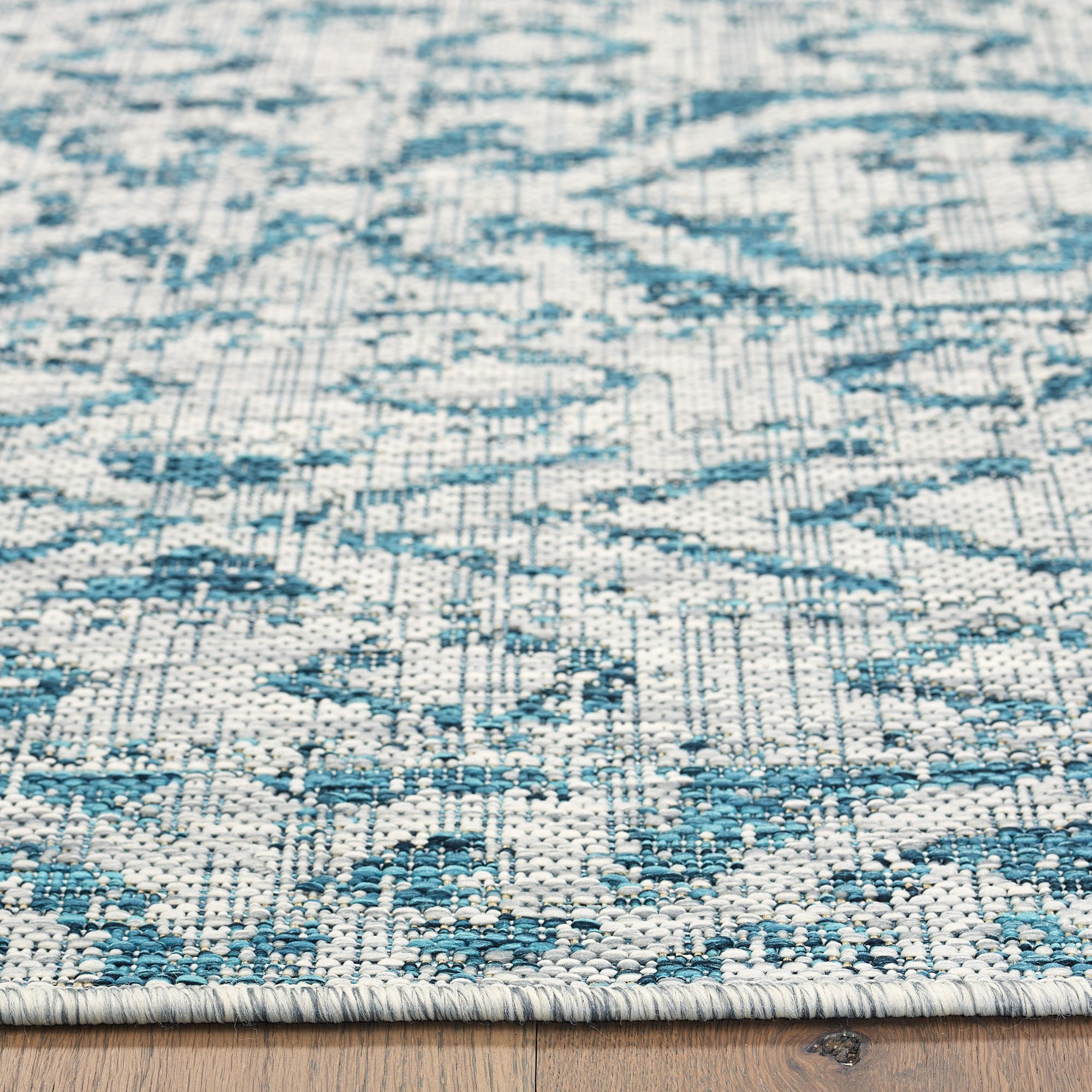 Laddha Home Designs 1.75' x 3' Entwined Geometric Indoor Outdoor Area Throw Rug - Blue and Gray