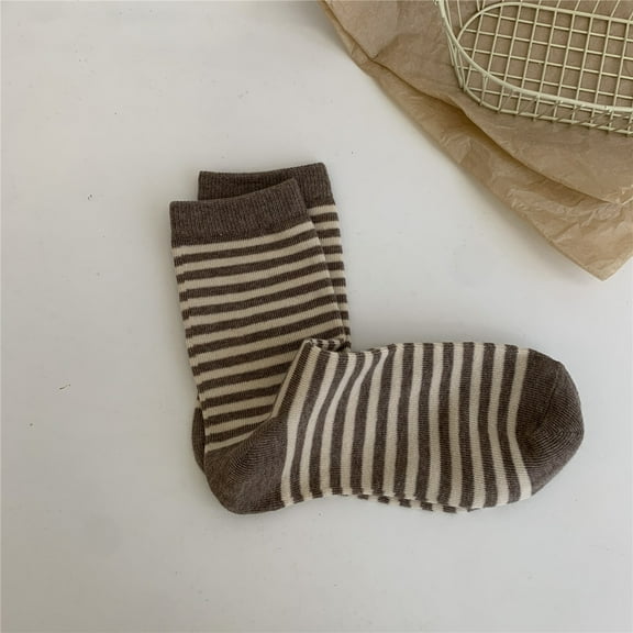 Zhuge 3 Pairs Retro Style Striped Socks, Vintage Fun Fashion Cute Athletic Aesthetic Cotton Crew Socks for Women，Coffee