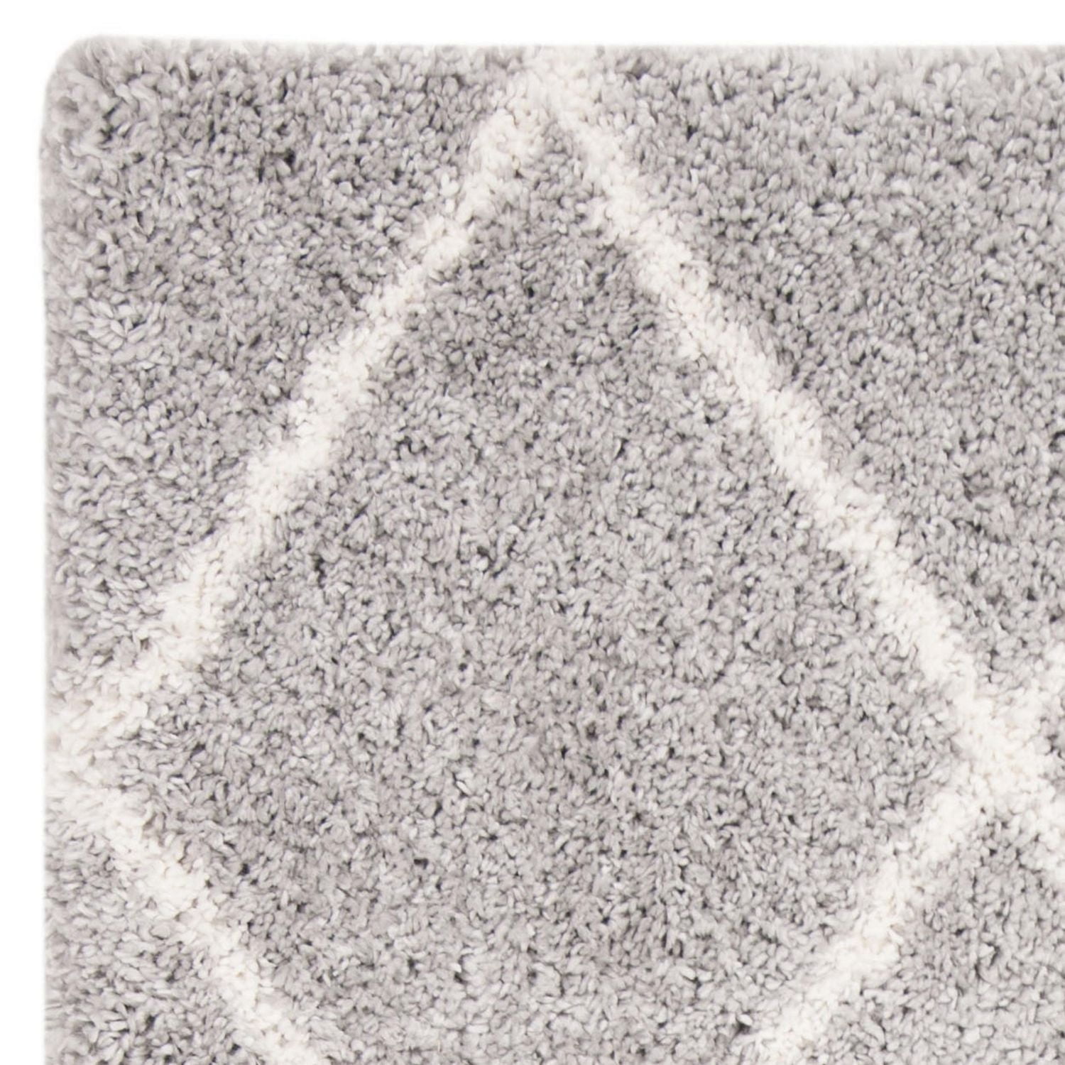 Safavieh Fontana Catrina Geometric Plush Shag Area Rug