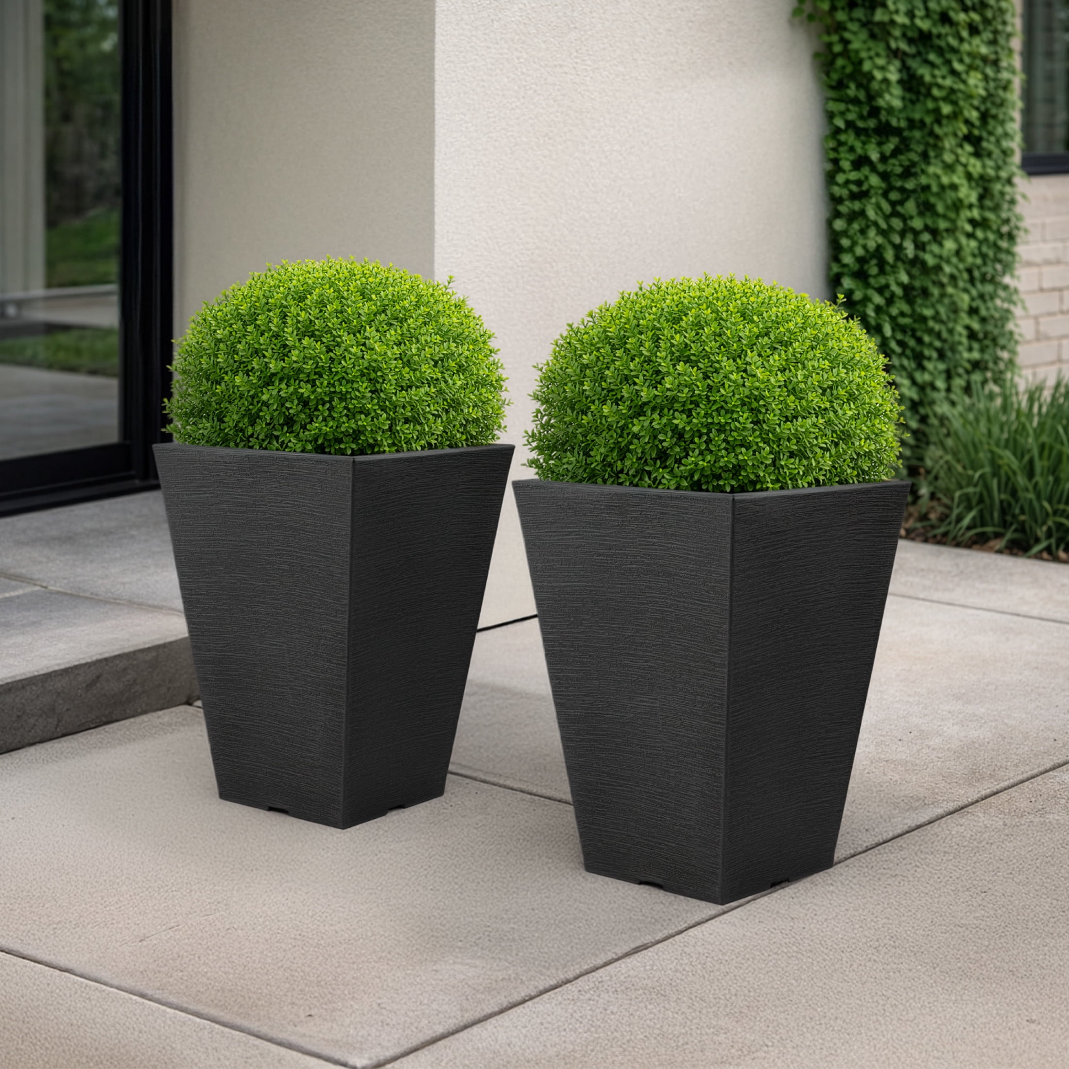 Pure Garden Large Outdoor Planters 2-Pack - 13.75” Tall Planters for Outdoor Plants or Indoors, Gray