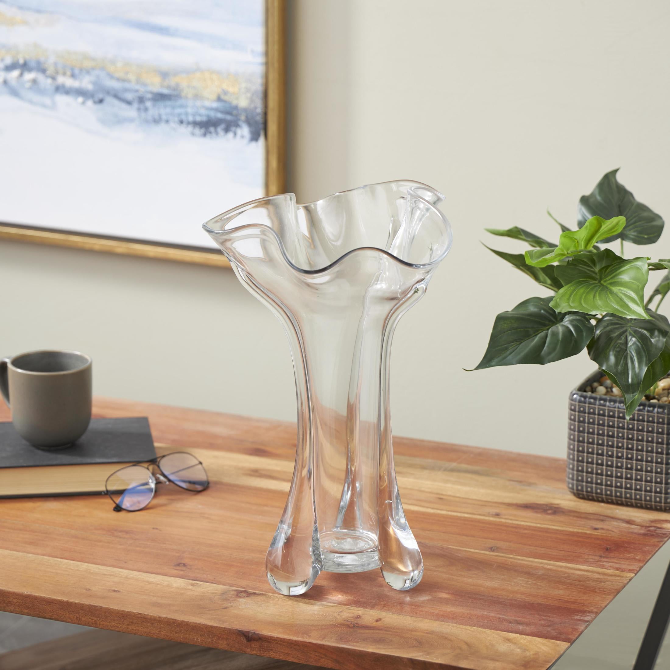 DecMode 16" Abstract Fluted Tulip Glass Vase