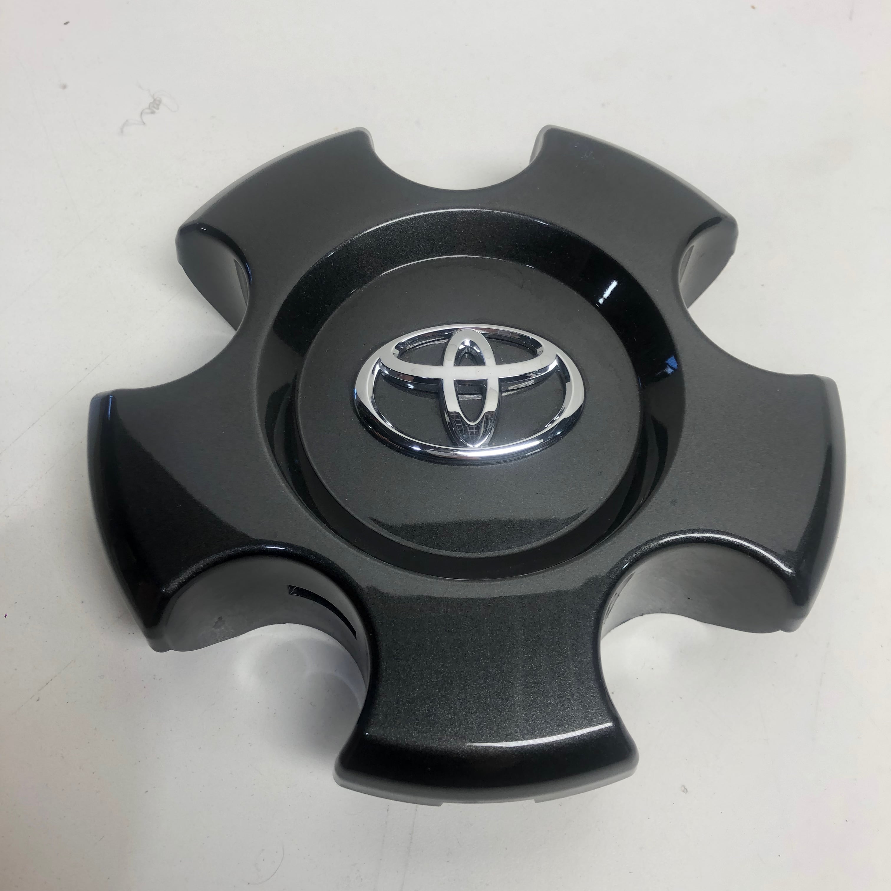 Wheel Center Cap Diameter 6.5 inch OEM Take Off Fits 20142017 Toyota