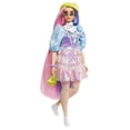 thumbnail image 3 of Muñeca Barbie Fashionista Extra Gorro Verde, 3 of 3