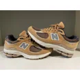 thumbnail image 2 of New Balance 2002r Goretex Tobacco Sz. 8.5, 2 of 6