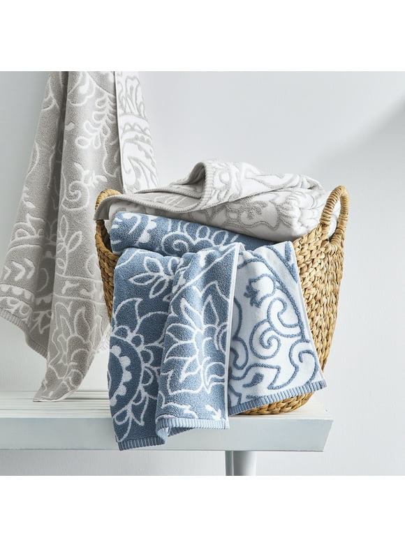 Better Homes & Gardens Sheared Paisley Bath Towel, Soft Silver