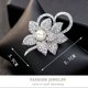 thumbnail image 2 of 2X Pin de Broche de Flores con Clase con Cristal Creado Brillante Y Perla Creada para la Boda de Navidad O Fiesta de Graduacion, 2 of 5