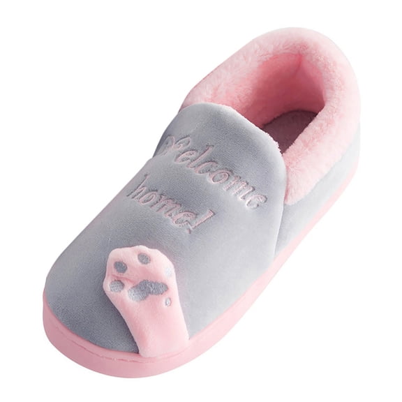 Cozy Women's Slippers with Cat Design - Lined Winter Footwear for Indoor and Outdoor Comfort