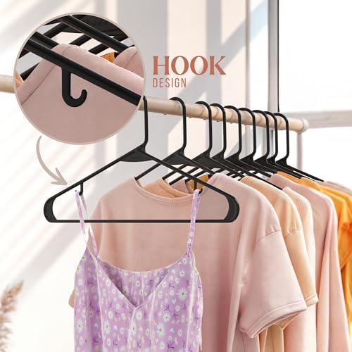 Plastic Hangers 20 Pack Black - Clothes Hangers - Makes The Perfect Coat Hanger and General Space Saving Clothes Hangers for Closet - Percheros Ganchos para Colgar Ropa Hangars