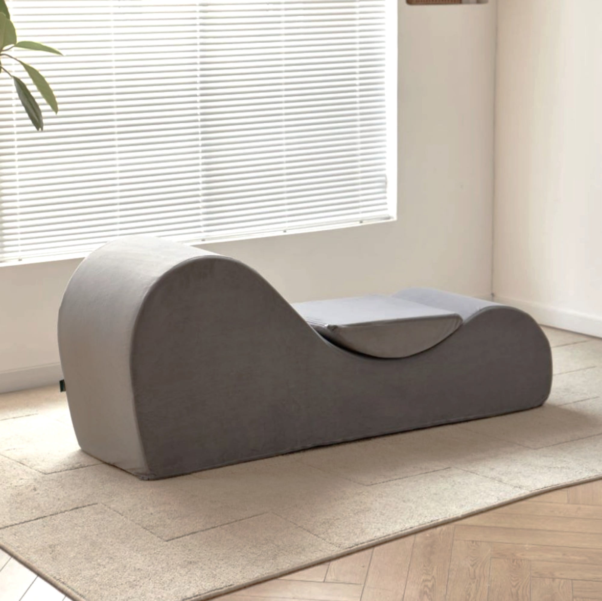 BSHTI 62.5" Polyurethane Yoga Chaise Lounge Chair with Washable Cover, Lazy Seating for Small Spaces(Gray)