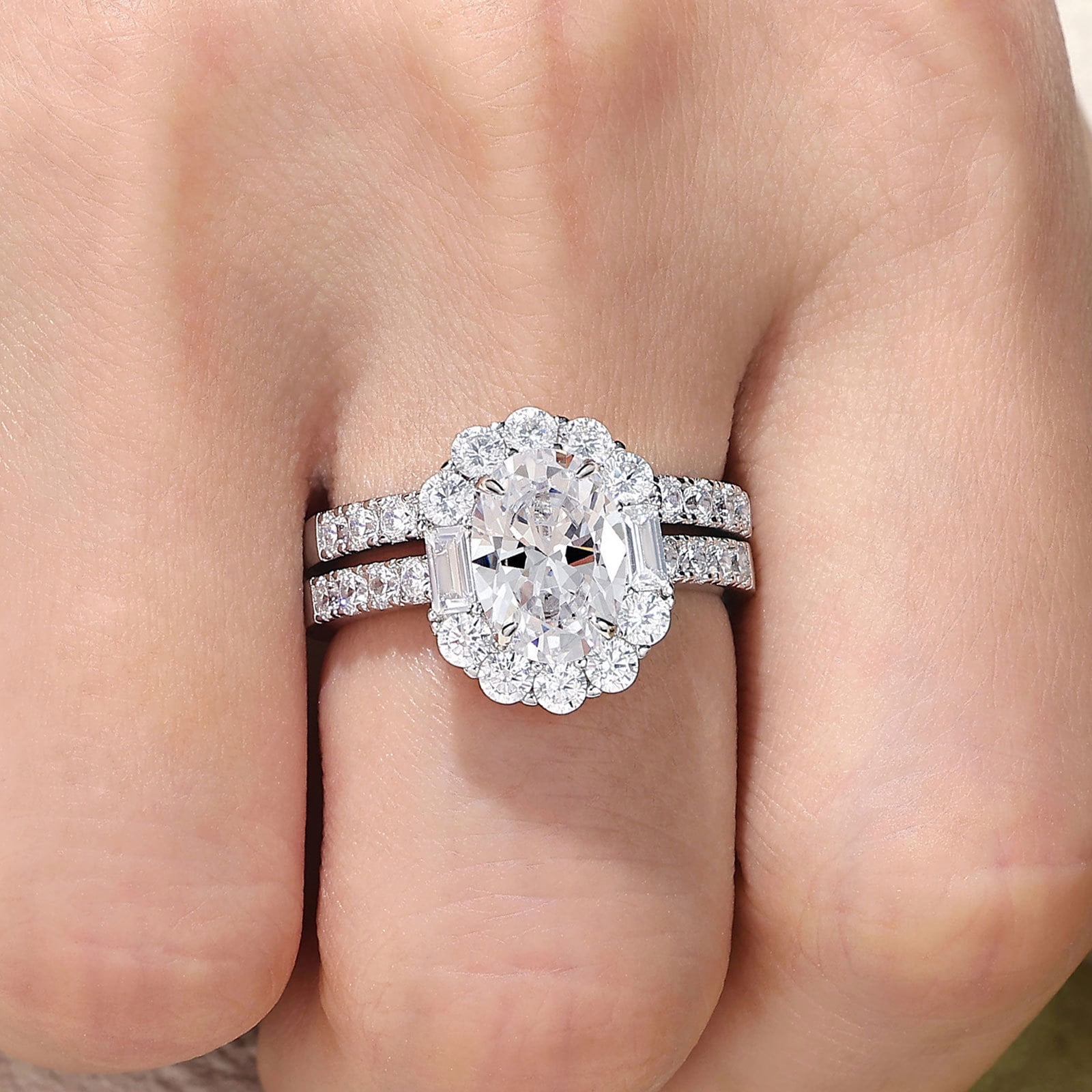 Wuziwen 3.6 Ct Oval Wedding Ring Sets Halo Engagement Rings for Women 925 Sterling Silver Cubic Zirconia Size 6