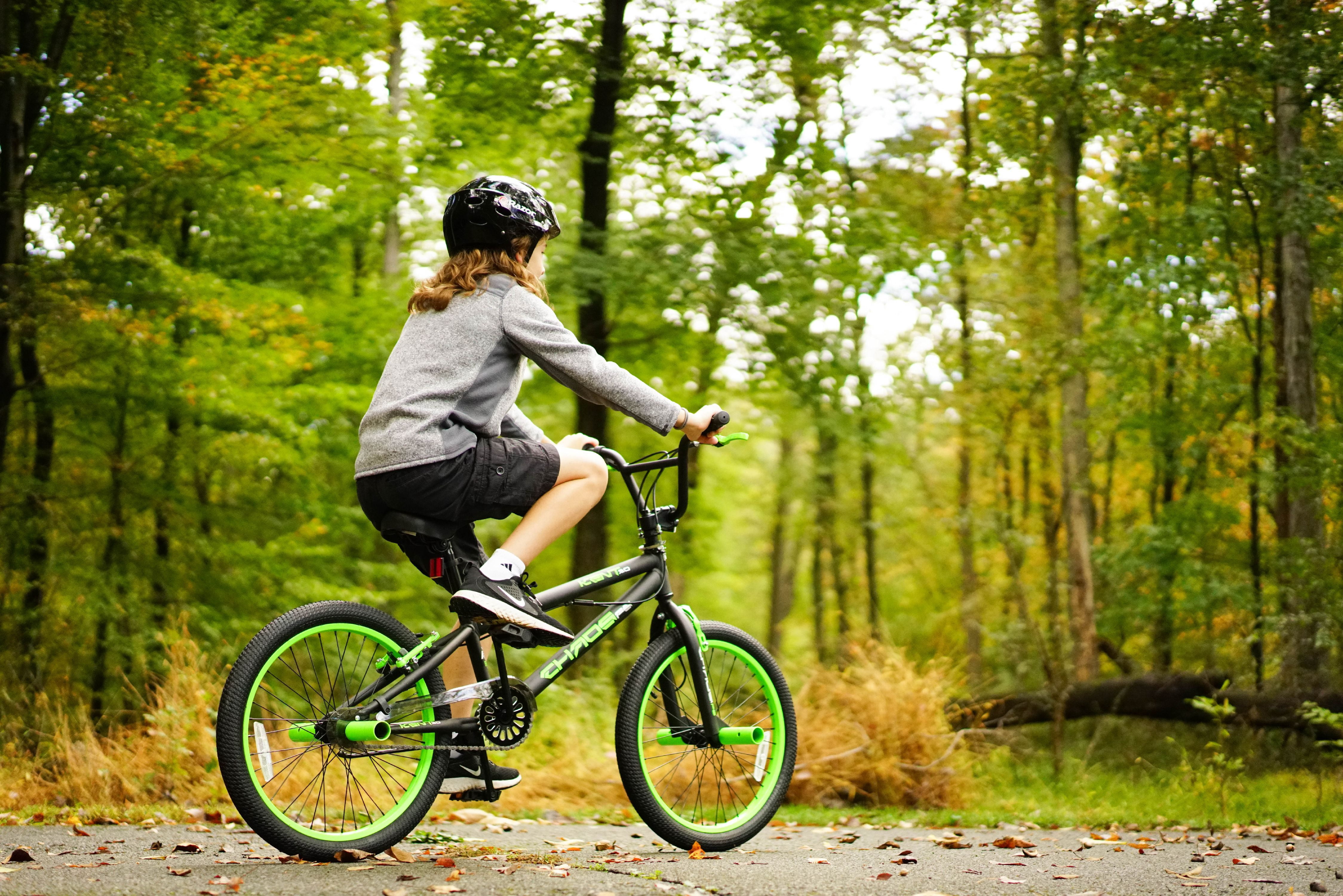 Kent 20" Chaos Boy's Bike, Matte Black/Green