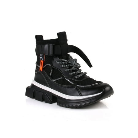 

Ultra-Lightweight Fahsion Men s Breathable Running Shoes in Black