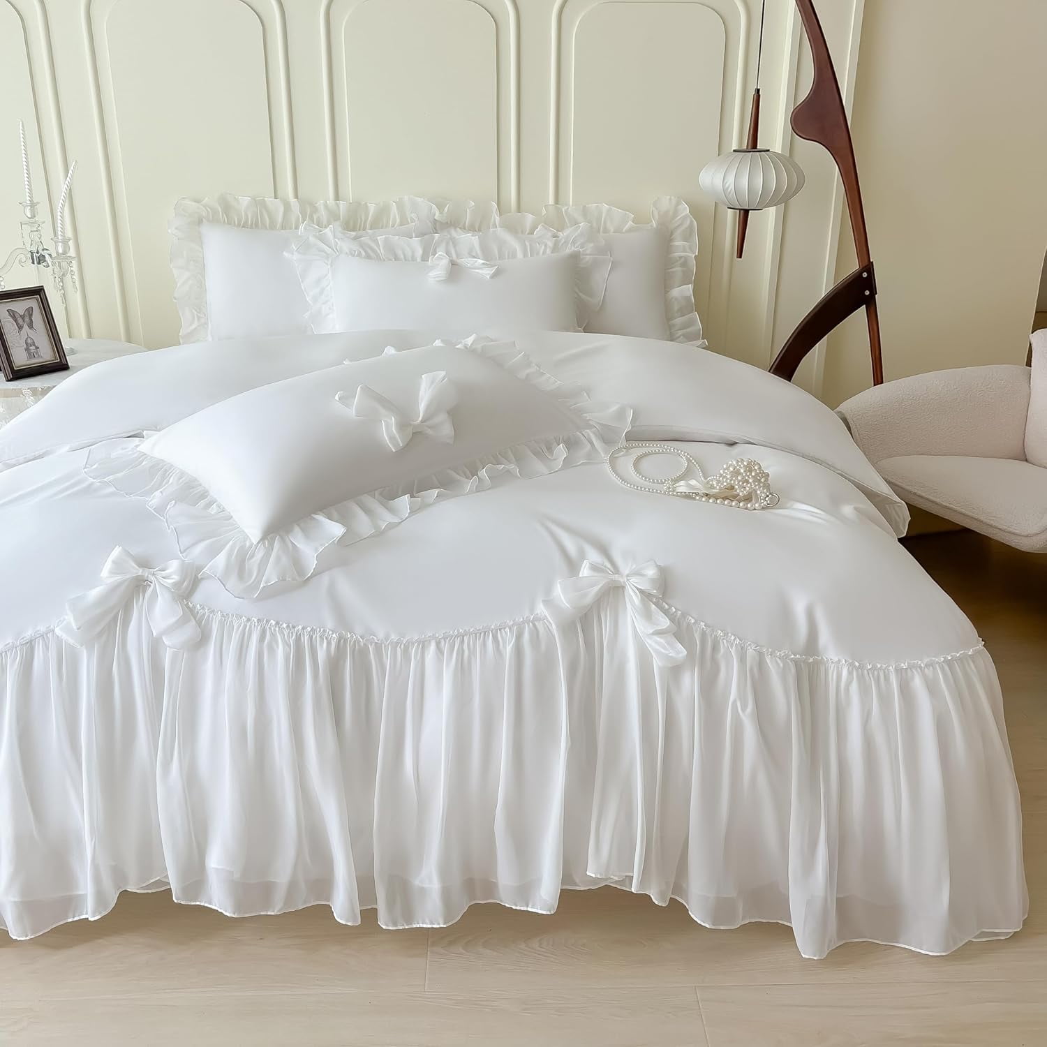 MOOWOO Ruffled Bedding Bow Duvet Cover Set with Butterfly Tie, Soft Brushed Microfiber Shabby Chic Bedding Set with Zipper Closure