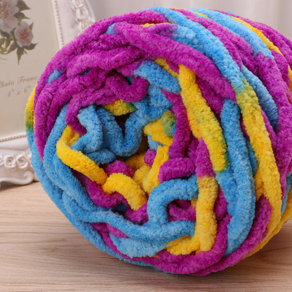 knitting-yarn-ball-hand-knitting-to-relax-and-relieve-stress-the