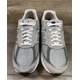 thumbnail image 4 of New Balance 990v5 M990GL5 Running Shoes Gray Made in USA Mens Size 12.5 6E Wide, 4 of 5