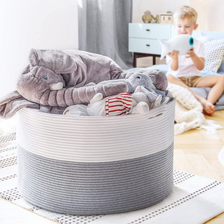 Gray blanket basket new arrivals