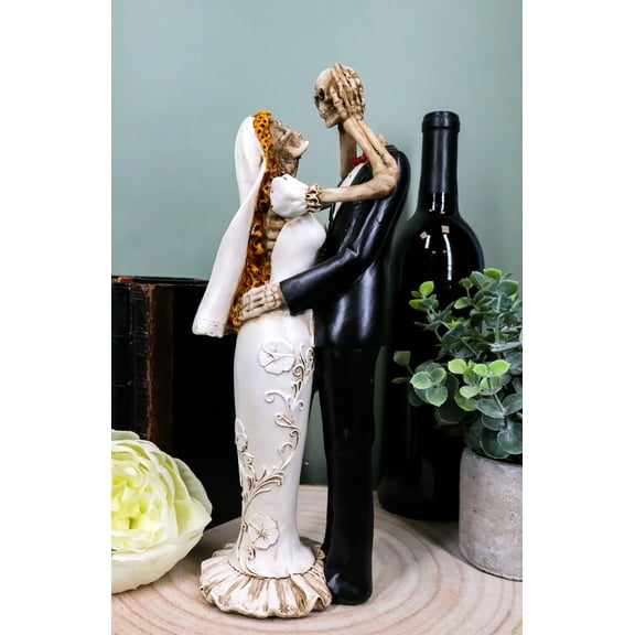 Ebros Day of The Dead Wedding Skeleton Bride & Groom Lovers Figurine 11.25" H