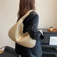 thumbnail image 4 of Bolso tejido de alta gama de estilo para mujer, bolso de hombro tipo bandolera con textura de nicho, bolso de viaje portátil, 4 of 6