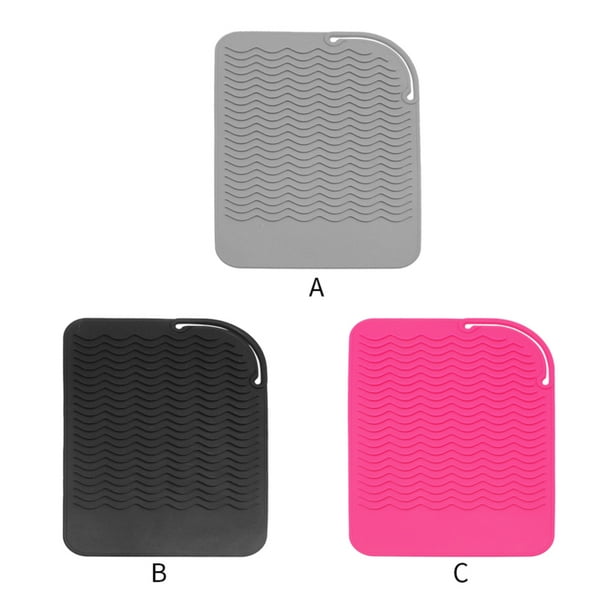 Hot pad store for curling iron