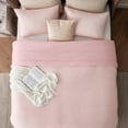 thumbnail image 4 of Juego de edredón Bedsure, tamaño queen, rosa helado, reversible, 3 piezas, 4 of 8