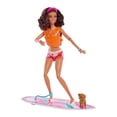 thumbnail image 2 of Muñeca Barbie Fashion & Beauty Día de Surf, 2 of 4