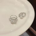 thumbnail image 3 of 2 piezas, anillo de perla para mujer, anillo de promesa de perla sintética, anillos de declaración de perla barroca, abierto, ajustable, moderno, apilable, perla irregular, 3 of 5