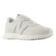 thumbnail image 1 of Tenis New Balance color gris claro con logo resaltado y detalles en blanco, 1 of 4