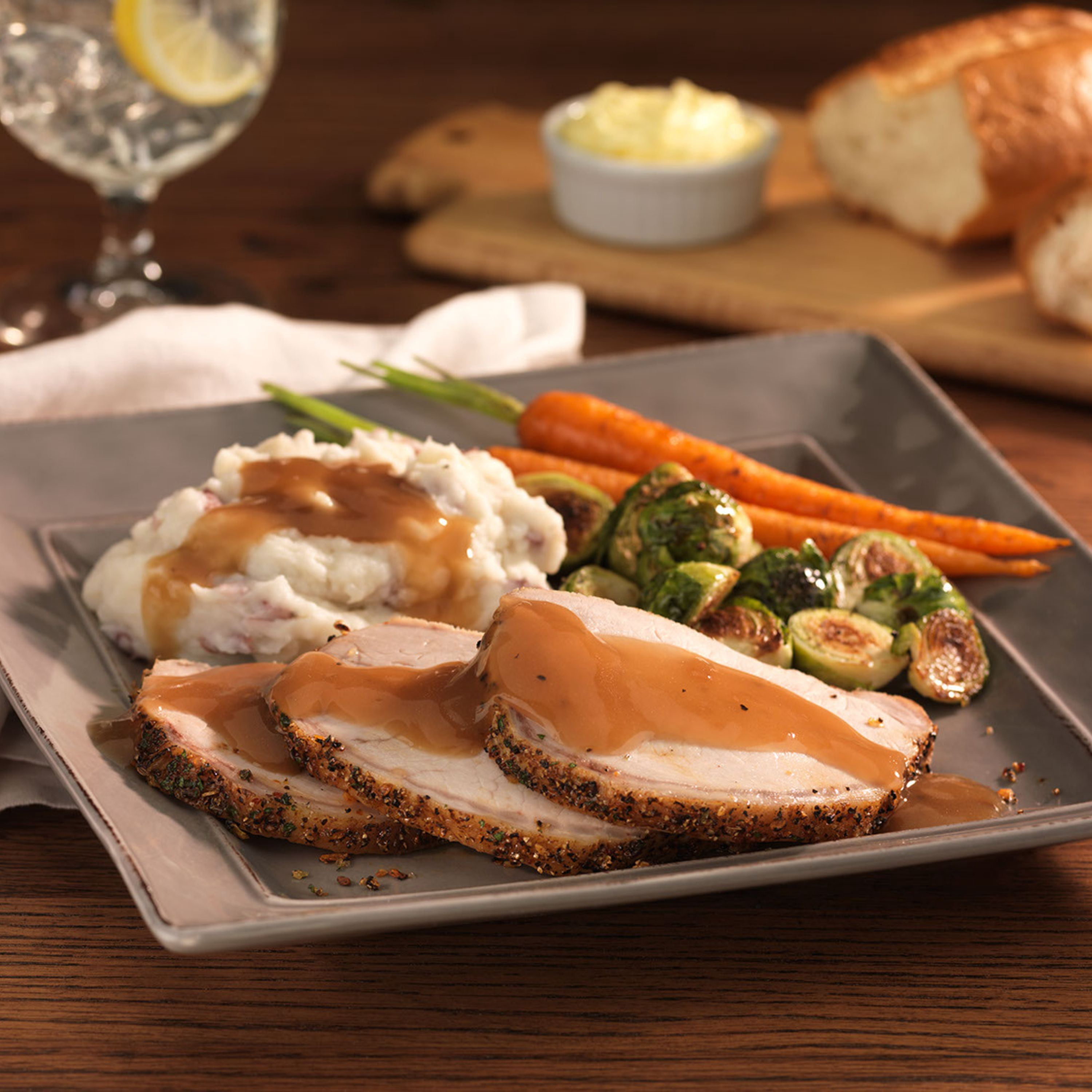 (7 pack) Pioneer Roasted Pork Gravy Mix, 1.41 oz - Quick & Delicious Homestyle Flavor!