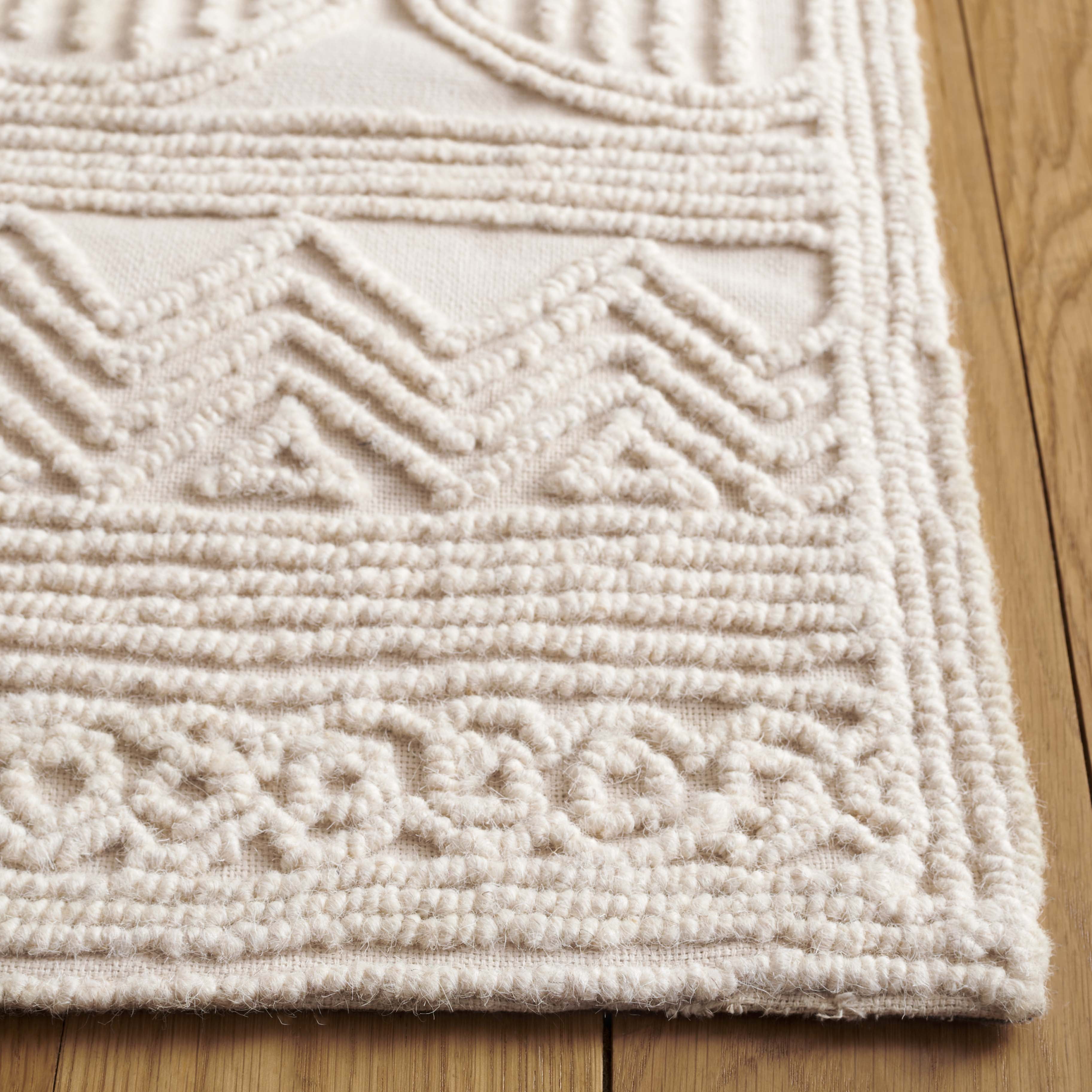 SAFAVIEH Trace Avaline Geometric Area Rug, Ivory, 8' x 10'