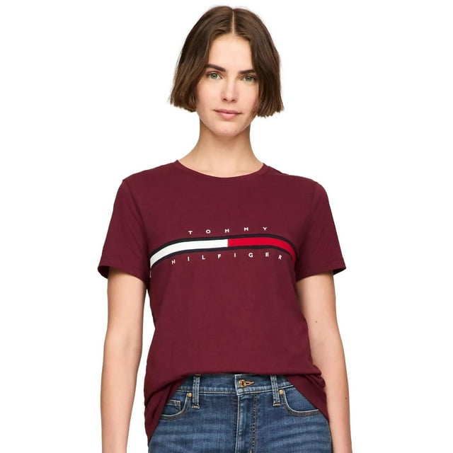 Camiseta Tommy Hilfiger con bandera bordada de corte regular para mujer